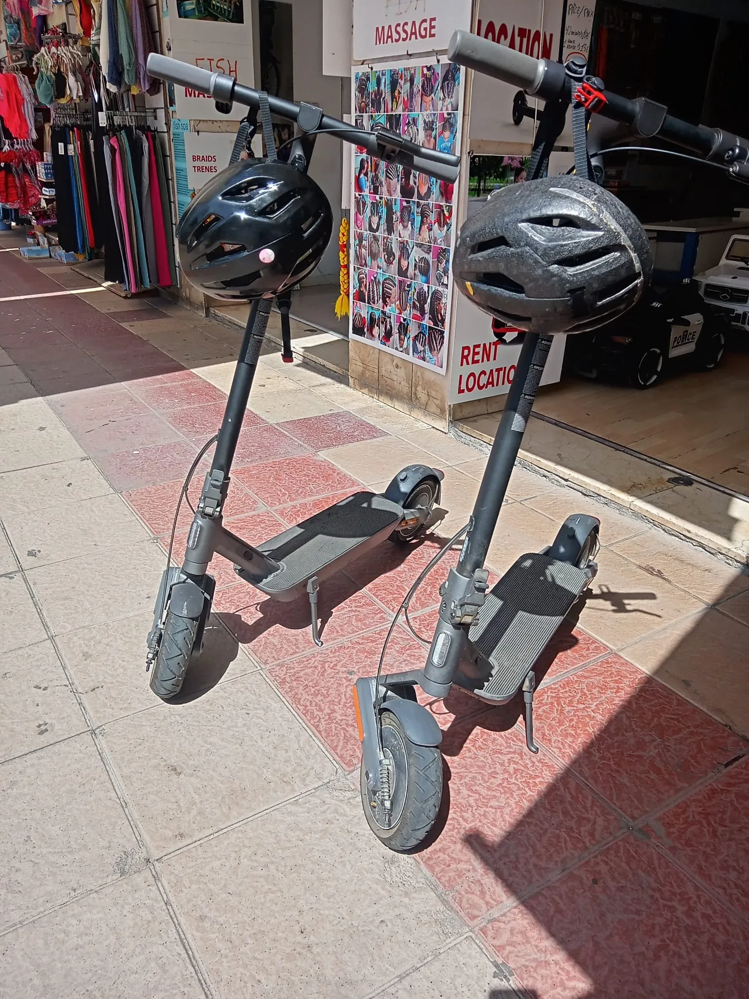 Patinetes eléctricos de alquiler en Botia Bikes